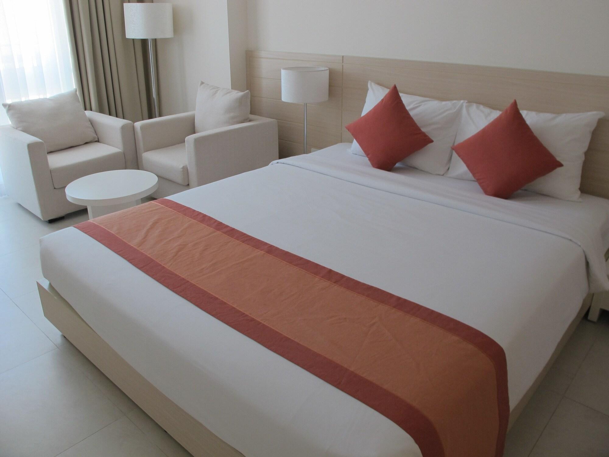 Nhi Phi Hotel Nha Trang Dış mekan fotoğraf